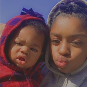 Meet your Posher, Daneya